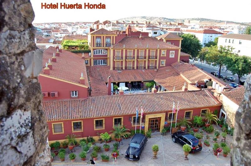 Hotel Huerta Honda ซาฟรา ภายนอก รูปภาพ